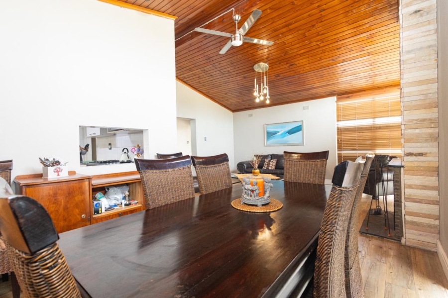 4 Bedroom Property for Sale in Windsor Park Western Cape